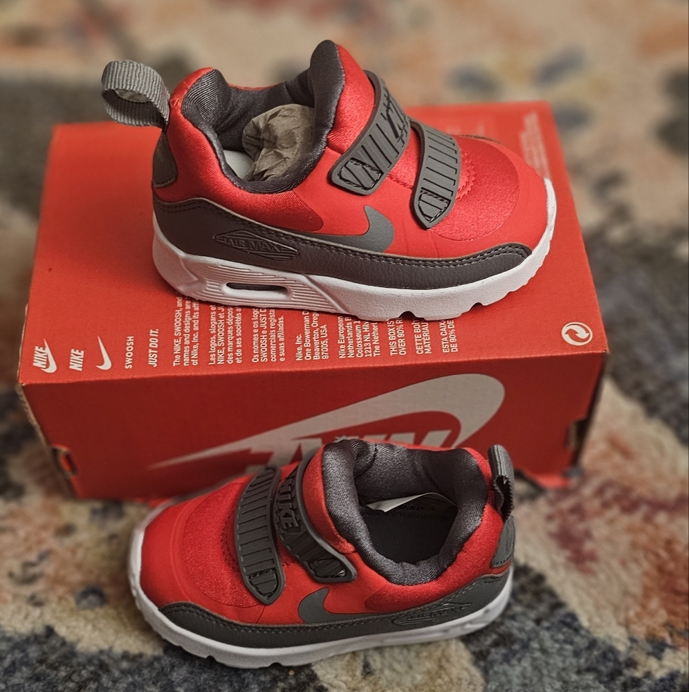 New Nike air max tiny 90 size multi color red/gray A14